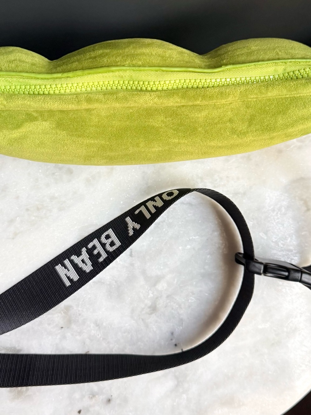 The Only Bean Edamame
Fanny Pack NWT - Picture 4 of 6